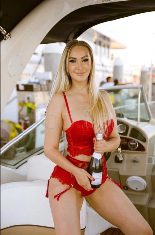 Adela Negin, 21, Darwin - Australia, Elite escort